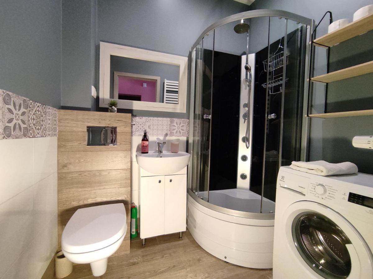 K2210 Monsun Grand Tourist Apartments กดัญสก์ ภายนอก รูปภาพ